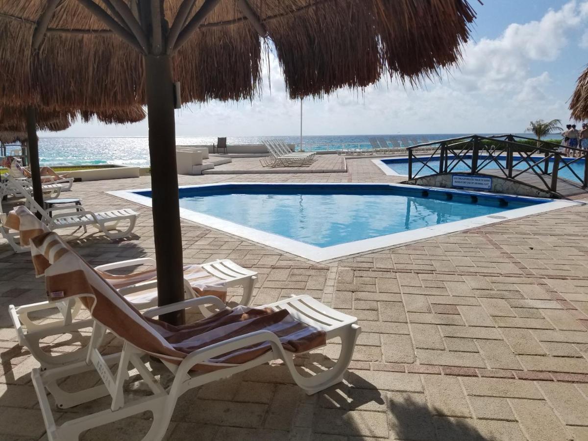 Ocean View Three Bedroom, Three Story Penthouse By The Beach Cancun Dış mekan fotoğraf