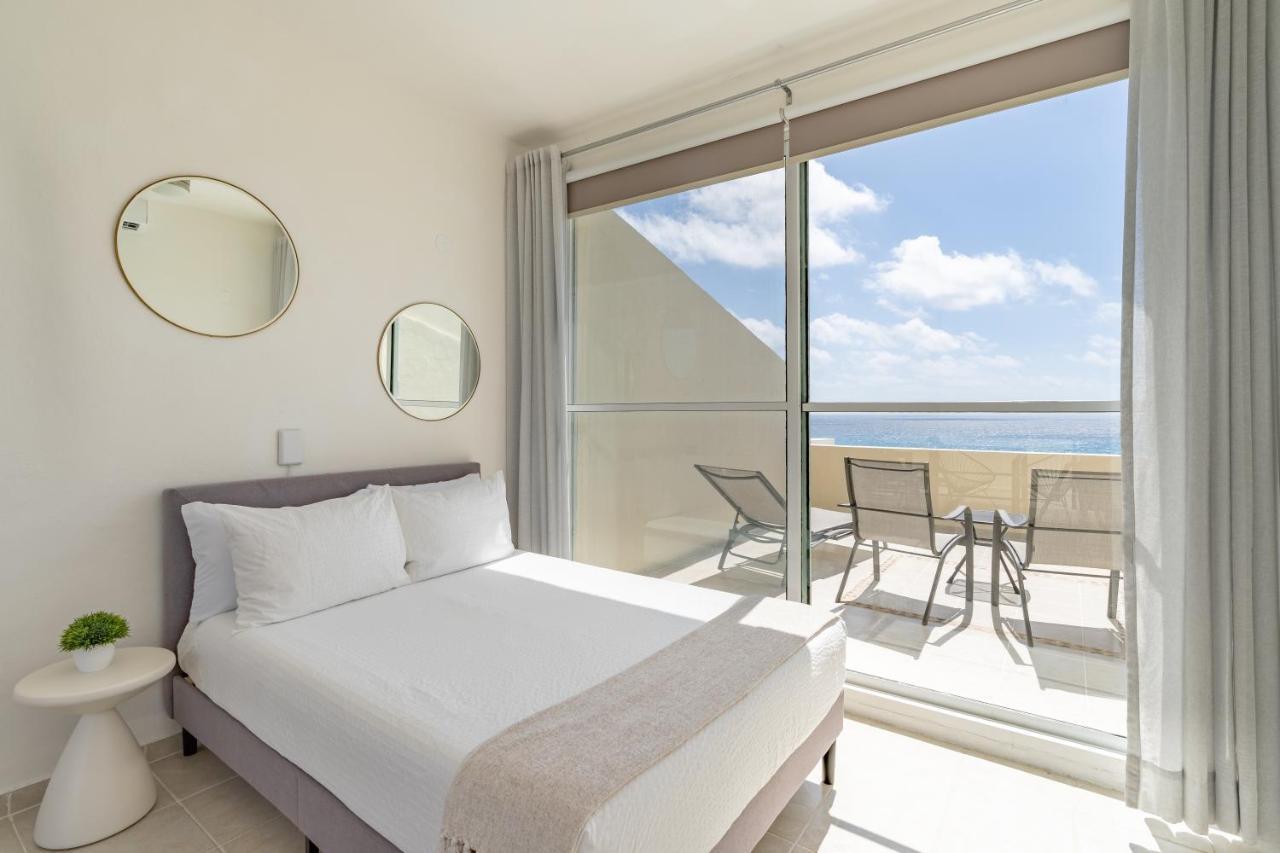 Ocean View Three Bedroom, Three Story Penthouse By The Beach Cancun Dış mekan fotoğraf