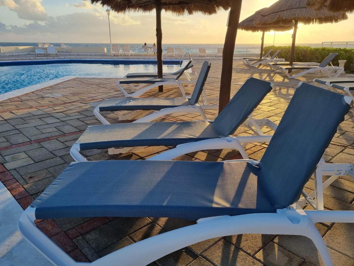 Ocean View Three Bedroom, Three Story Penthouse By The Beach Cancun Dış mekan fotoğraf